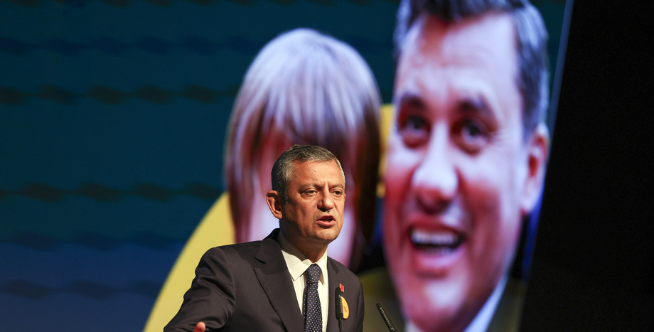 CHP Lideri Özgür Özel: “Ferdi Zeyrek Vakfı’na Sahip Çıkmak İyiliğe, Manisa’ya, Tüm Yoksul Çocuklara Sahip Çıkmaktır”