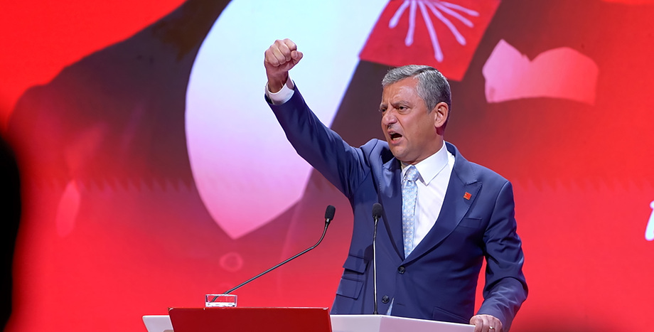 CHP Lideri Özel: Sabırla, Azimle Mücadele Edecek; Bir Buğday Tanesi Gibi Dünden Belli Olan Fırtınaya Asla Baş Eğmeyeceğiz