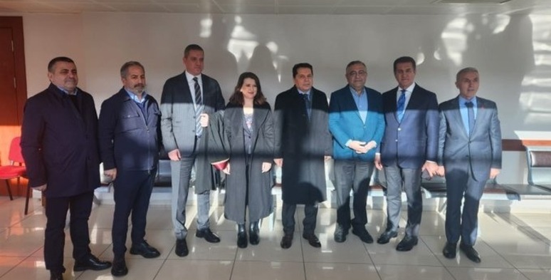 Ekrem İmamoğlu diploma iptali,Sezgin Tanrıkulu,Silivri İdare Mahkemesi duruşması,diploma davası son durum,yatay geçiş davası İmamoğlu,müktesep hak ihlali,idari işlemde istikrar,İstanbul Üniversitesi diploma iptali,yetki gaspı,Cumhurbaşkanı adayı Ekrem İmamoğlu,siyasi tasfiye girişimi,hukuk darbesi,seçme ve seçilme hakkı ihlali,milli iradeye müdahale