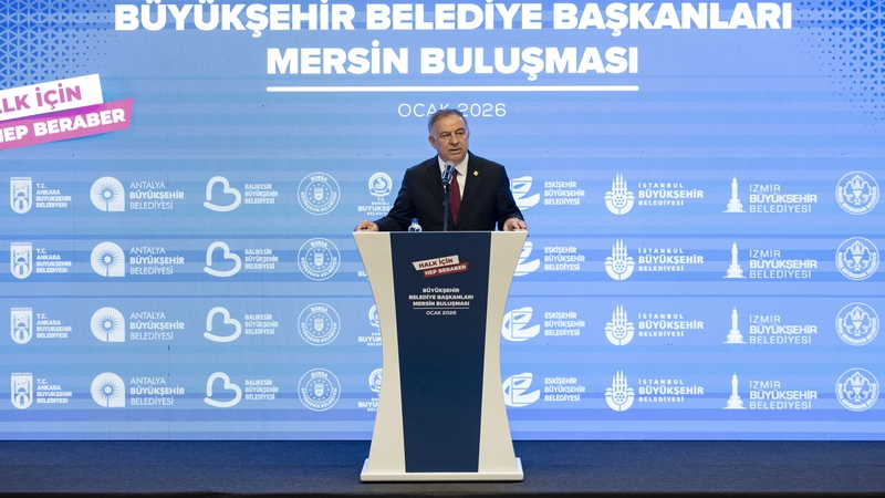 Gökhan Zeybek açıklamaları,CHP Büyükşehir Belediye Başkanları Toplantısı,belediyelere yönelik yargı operasyonları,yerel yönetimler ve demokrasi,halkın iradesi ve kayyum tartışmaları,CHP yerel yönetimler vizyonu,siyasi baskılara karşı direnç,sosyal belediyecilik projeleri,CHP'li belediyelerin başarıları,engellenen belediye hizmetleri,belediye başkanları dayanışması,Ekrem İmamoğlu ve tutuklu başkanlara destek,İstanbul ve Ankara belediye çalışmaları