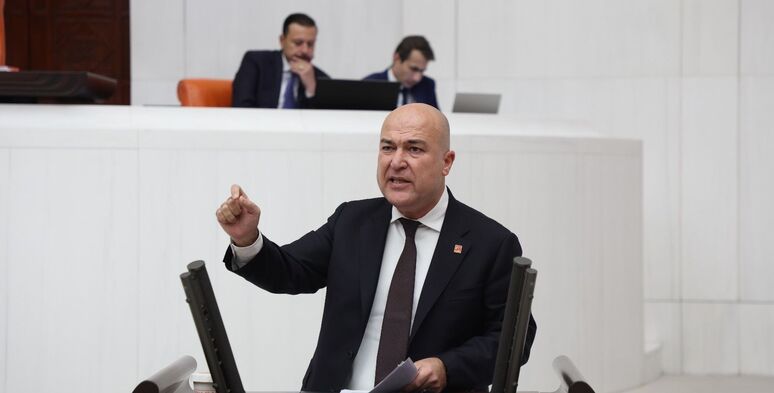 Murat Bakan soru önergesi,Ali Yerlikaya İçişleri Bakanlığı,Jandarma Genel Komutanlığı açıklaması,TBMM denetim faaliyetleri,CHP İçişleri Politikaları,personel kimlik tespiti,güvenlik güçleri müdahale sınırları,hukuksuz emir ve uygulama