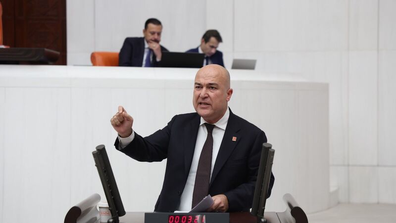 Murat Bakan soru önergesi,Ali Yerlikaya İçişleri Bakanlığı,Jandarma Genel Komutanlığı açıklaması,TBMM denetim faaliyetleri,CHP İçişleri Politikaları,personel kimlik tespiti,güvenlik güçleri müdahale sınırları,hukuksuz emir ve uygulama