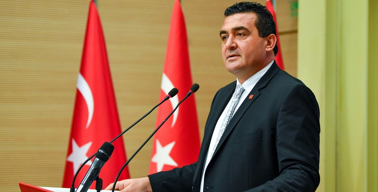 Ulaş Karasu,CHP,sendikalaşma verileri,Çalışma ve Sosyal Güvenlik Bakanlığı,işçi hakları,sendikal örgütlenme,özel sektör sendika oranı,kamu sendikalaşma oranı,toplu iş sözleşmesi,işkolu barajı,metal işkolu,emek sömürüsü,güvencesiz çalışma,sendikasızlaştırma politikası,iş güvencesi,CHP emek büroları,AKP ekonomi eleştirisi,Türkiye sendikalaşma oranları 2026,özel sektör sendikalaşma oranı,işçi hakları ve sendikalar,toplu iş sözleşmesi engelleri,güvencesiz çalışma hayatı