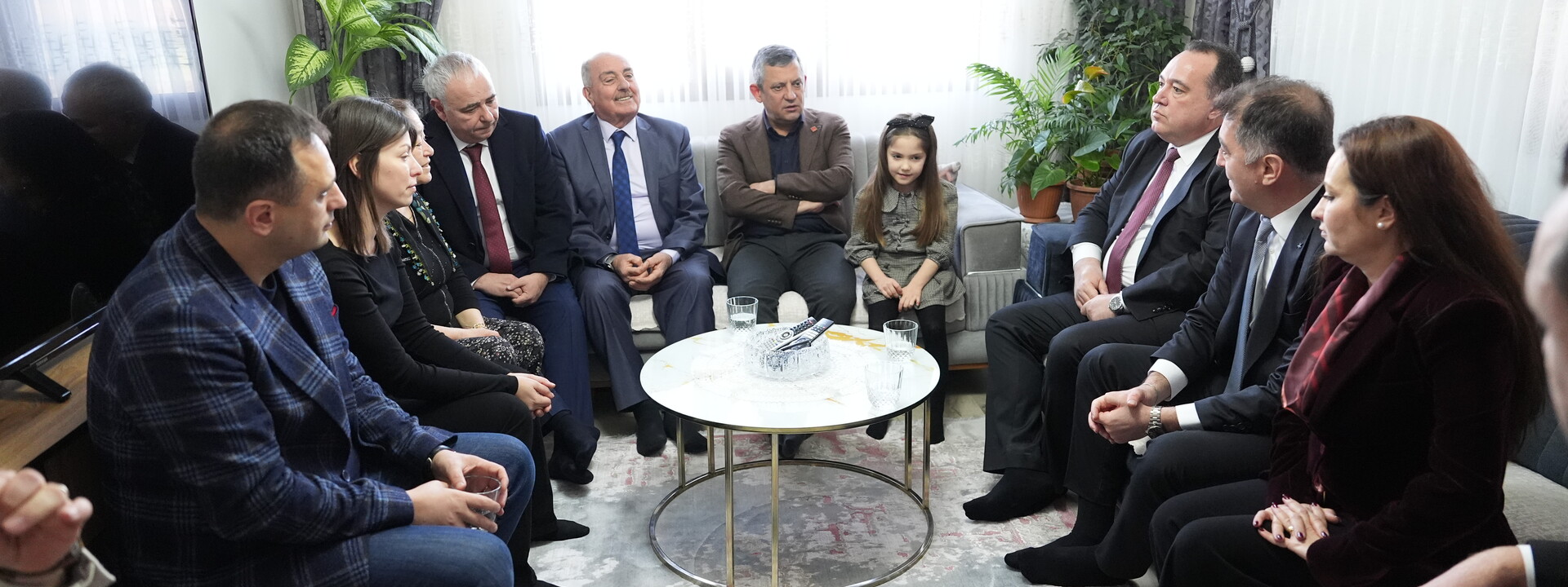 Özgür Özel Manisa programı,Güney Temiz taziye, Nevzat Özge için taziye 