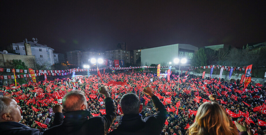 CHP Lideri Özgür Özel: “Düşün Artık Milletin Yakasından, Getirin Sandığı; Millet Sizden Zam Değil Sandık Bekliyor”