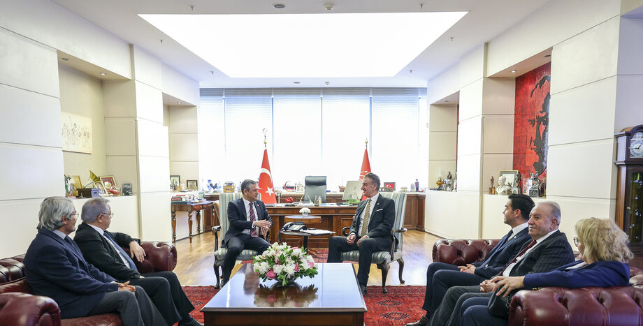 CHP Genel Başkanı Özgür Özel, ADD Genel Başkanı Bozkurt ile Bir Araya Geldi