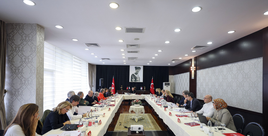 CHP Genel Başkanı Özgür Özel, CAO Planlama Toplantısına Başkanlık Ediyor