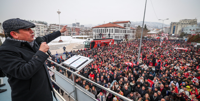 Özgür Özel,CHP,Çankırı Mitingi,Erken Seçim,Millet İradesine Sahip Çıkıyor,Siyaset Haberleri,3 Ocak 2026,Özgür Özel Çankırı Mitinginde Erken Seçim Tarihi Verdi,Geçim Yoksa Seçim Var,Ekrem İmamoğlu ve Hukuki Süreçler,Tarım ve Göç Vurgusu,CHP Erken Seçim Çağrısı 2026