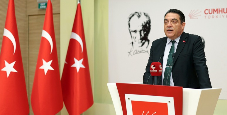 Yankı Bağcıoğlu Kardak açıklaması,SAT timleri Kardak operasyonu,30 Ocak 1996 Kardak Krizi,Ege Denizi egemenlik hakları,milli savunma politikaları CHP,deniz harp tarihi örnekleri,milli hak ve menfaatler Ege,caydırıcılık ve diplomasi eşgüdümü,Yunanistan Kardak girişimleri,egemenliği devredilmemiş ada adacık ve kayalıklar,gayri askeri statüdeki adalar Türkiye