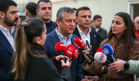 Özgür Özel Tayfun Kahraman ziyareti,Tayfun Kahraman sağlık durumu,Gezi tutukluları son durum,MS hastası Tayfun Kahraman, 13. Ağır Ceza Mahkemesi Anayasa ihlali,Ekrem İmamoğlu,Silivri Cezaevi,Özgür Özel iç cephe açıklaması