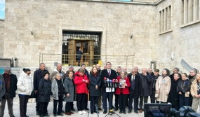 Ulaş Karasu emekli maaşları açıklaması,CHP Meclis nöbeti eylemi,emekli maaşı zammı tepkisi,en düşük emekli maaşı 2026,39 bin TL asgari ücret talebi,CHP İşçi ve Memur Sendikaları Genel Başkan Yardımcısı,KESK,Tüm Yerel Sen,Tüm Emeklilerin Sendikası 2021,DİSK Dev Emekli-Sen,Tüm Emeklilerin Sendikası,Bağımsız Emekliler Sendikası,Emekli Meclisleri Sendikası,Staj ve Çıraklık Mağdurları Federasyonu,Emeklilikte Adalet Derneği,EYT Derneği