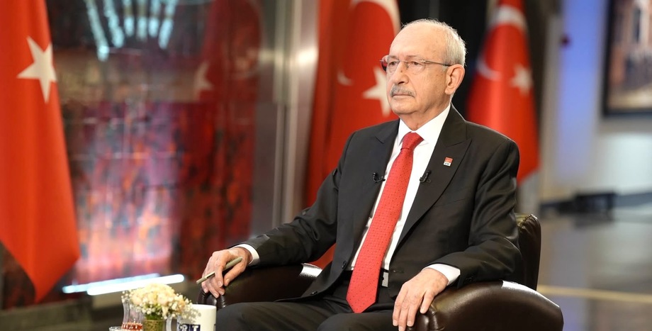 CHP Lideri Kemal Kılıçdaroğlu, Ev Hapsindeki Gazeteciler Saymaz ve Ağırel ile Telefonda Görüştü