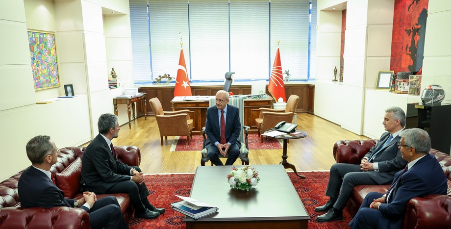 CHP Genel Başkanı Kemal Kılıçdaroğlu, TÜSİAD Başkanı Ozan Diren’i Kabul Etti 