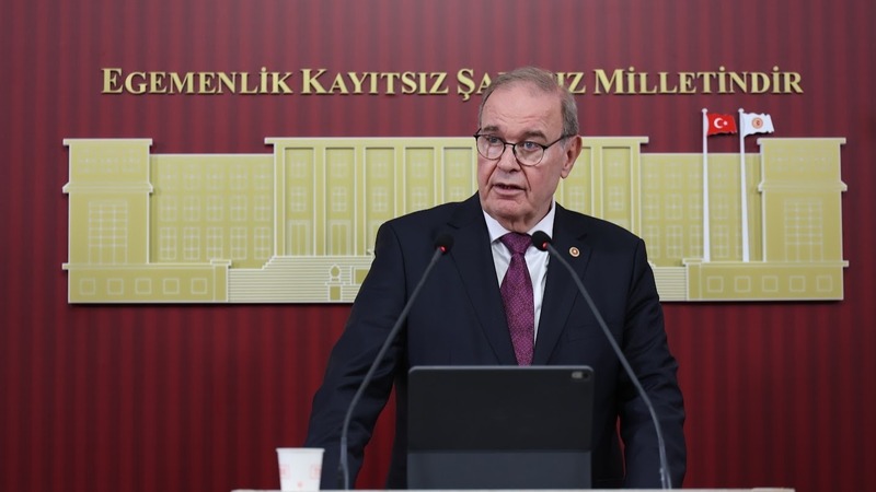 Faik Öztrak basın toplantısı TBMM,CHP Faik Öztrak fon skandalı Erişah Arıcan, 2027 bütçesi faiz harcamaları KÖİ garantileri,Türkiye MSCI gelişmekte olan ülkeler ligi CHP,CHP grup parası Yeni Parti açıklaması