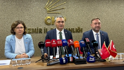 Müslim Sarı İzmir açıklaması,CHP Müslim Sarı Çukurova Belediyesi operasyonu,fon yolsuzluğu açıklaması,Tunç Soyer tahliye ,Müslim Sarı Cemil Tugay Özgür Özel tepkisi