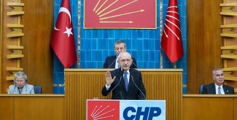 Kemal Kılıçdaroğlu TBMM CHP grup toplantısı,fon vurgunu mağdurları,Kayseri Orta Anadolu Mensucat Fabrikası kapanması,Mekke Anlaşması ,Semaye Piyasası Kurulu,Takasbank,BDDK,Siyasetçiyle bürokrat milleti soyuyor,Çiftçi icralık,icra borçları 27 milyar lira,çiftçinin alacağı 604 milyar lira,Bu düzende çark çalışmaz