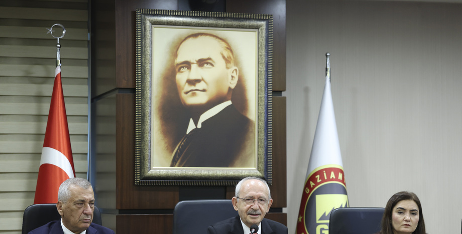 CHP Lideri Kemal Kılıçdaroğlu, Gaziantep Sanayi Odası'nı Ziyaret Etti: "Eğitim Sisteminin Tümüyle Değişmesi Lazım"