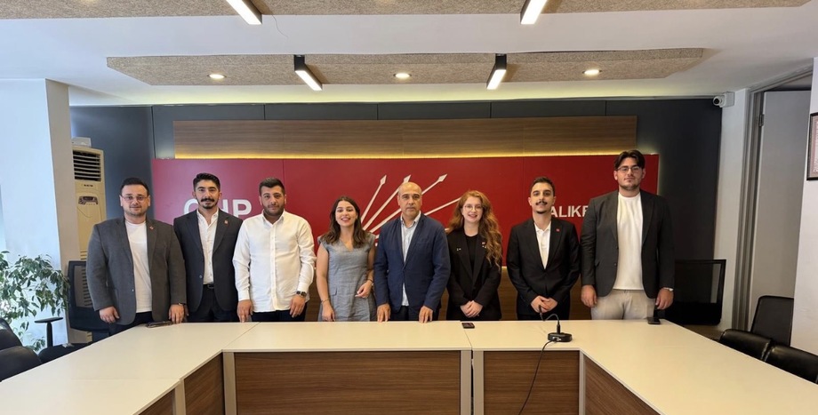 CHP Gençlik Kolları Genel Başkanı Berfin Karan’dan Balıkesir Ziyareti!