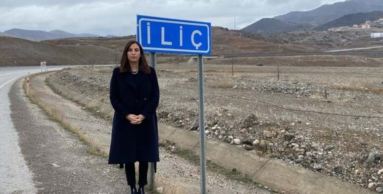 Evrim Rızvanoğlu,İliç faciası,Erzincan İliç maden kazası,Çöpler Altın Madeni,CHP Doğa Hakları,maden ihmalleri,çevre politikaları,İliç maden faciası ikinci yıldönümü,İliç bilirkişi raporu sonuçları,Türkiye'de maden denetimsizliği ve rant,Yenişehir Kirazlı Yayla maden projesi riskleri,siyanürlü altın madeni felaketi Erzincan,Yığın kayması,üretim baskısı,ağır kusur,iş cinayeti,doğal yaşam alanlarının korunması,maden ruhsatları ve ÇED raporları,ekosistem yıkımı