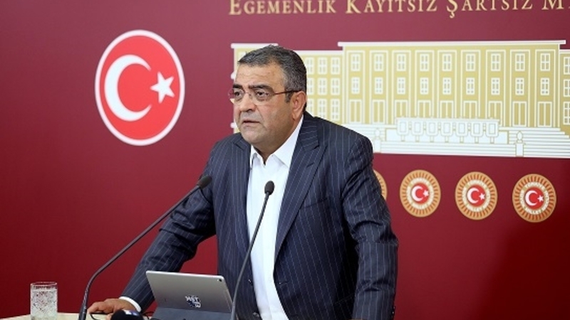 Sezgin Tanrıkulu,İsrail ile ticaret,TÜİK gizli ülke kategorisi,Ömer Bolat soru önergesi,Türkiye İsrail ihracat verileri 2026,İsrail ile ticaret durduruldu mu?,TÜİK dış ticaret istatistikleri gizli ülke nedir?,İsrail ile ticaretin devam ettiği iddiaları ,2025 yılı İsrail ihracat rakamları,Türkiye ve İsrail istatistik kurumları veri farklılığı,Ticaret Bakanlığı İsrail ticareti açıklaması 2026