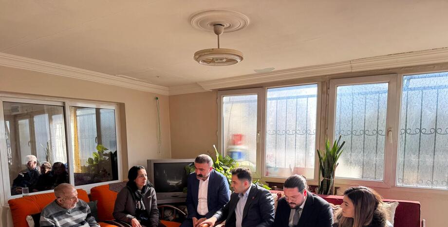 Gençlik Kolları Genel Başkanımız Cem Aydın’dan Şehit Ailesine Taziye Ziyareti