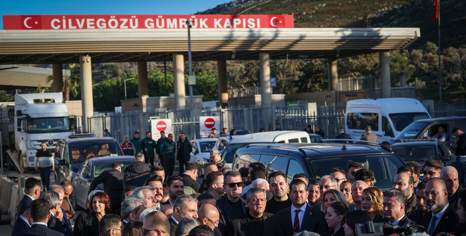 Cumhuriyet Halk Partisi Genel Başkanı Özgür Özel: “Göç Dalgasının Türkiye’ye Ağır Maliyetleri Oldu”
