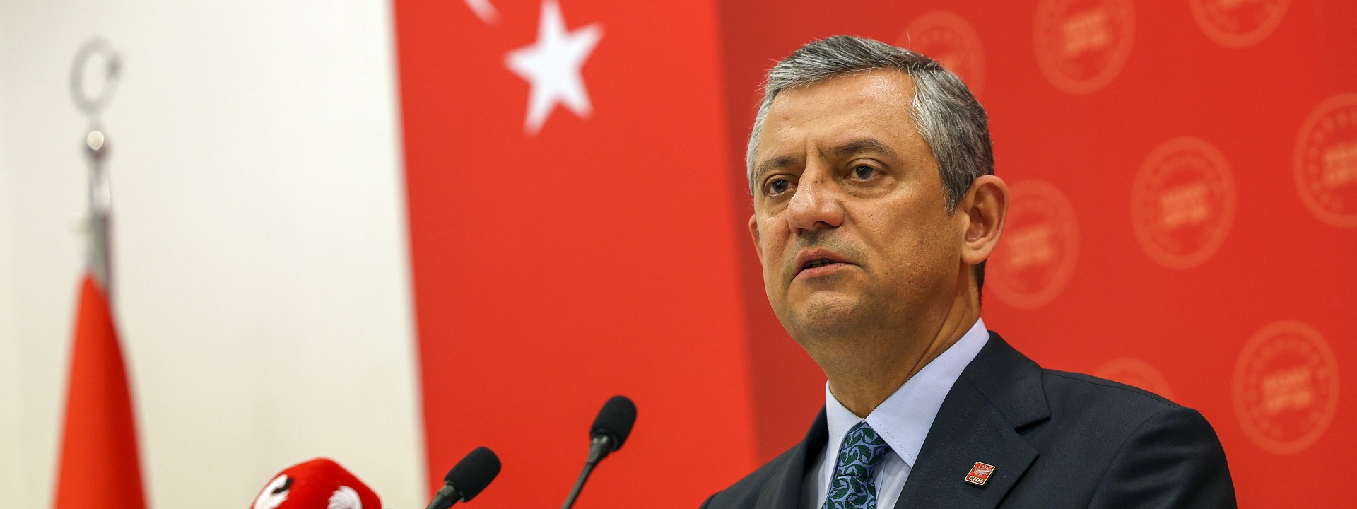 Özgür Özel,yargıya güven oranı,bağımsız yargı,CHP,Ekrem İmamoğlu,Cumhurbaşkanlığı Aday Ofisi,HSK reformu,Borç yapılandırma,Et krizi,Ekrem İmamoğlu siyasi operasyon açıklaması,KOBİ’lere borç yapılandırma müjdesi,Ucuz et için ıslah programı CHP,Gümrük Birliği güncellemesi ve AB tam üyelik,Konkordato ve icra dosyası sayıları 2025,dalet politikaları,bağımsız mahkemeler,liyakatli yargı,serbest ticaret anlaşmaları,hayvancılık destekleri,asgari ücret alım gücü,Sosyalist Enternasyonal,demokratik hukuk devleti