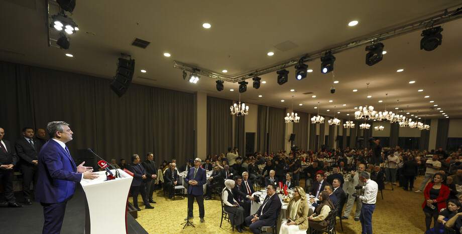 CHP Lideri Özgür Özel: “İktidarımızın İlk Ayında, Şehit Aileleri ve Gaziler İçin 18 Kanunu Meclis’ten Geçireceğiz”