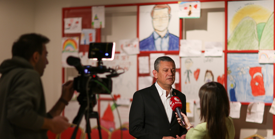 CHP Lideri Özgür Özel: O İnkâr Ettikçe Rahatsız Etmeye, Eninde Sonunda Bu Varlığının Sorgulanmasını Sağlamaya Kararlıyım