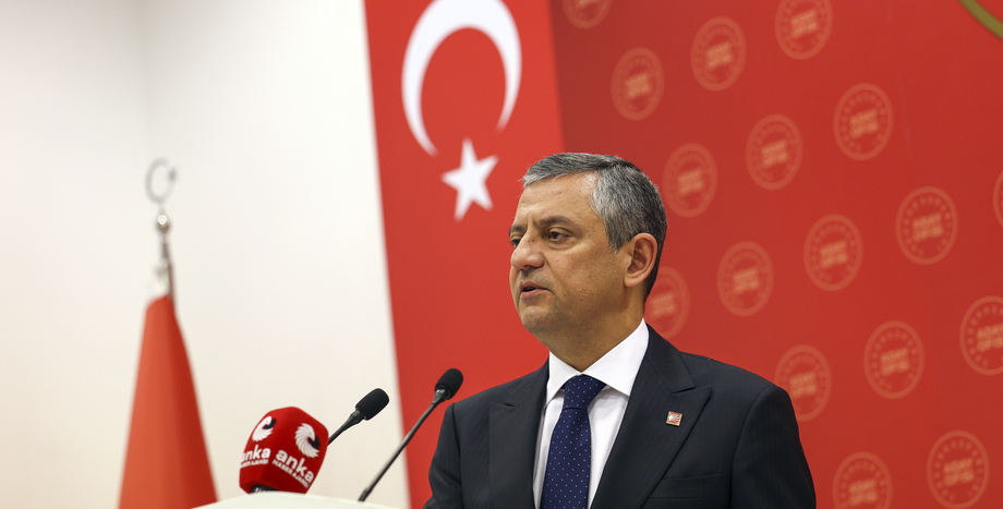 CHP Lideri Özgür Özel: Ekonomimiz Savaşa Hazırlıksız Yakalandı; Akaryakıtta KDV Önlemi Alınmalı, Çiftçi Desteklenmelidir