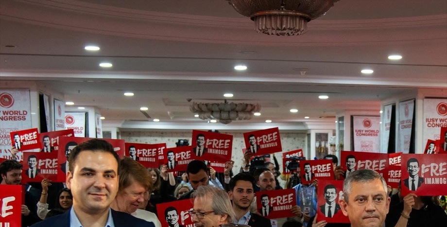 IUSY Dünya Kongresi’nin İlk Günü İstanbul’da Tamamlandı