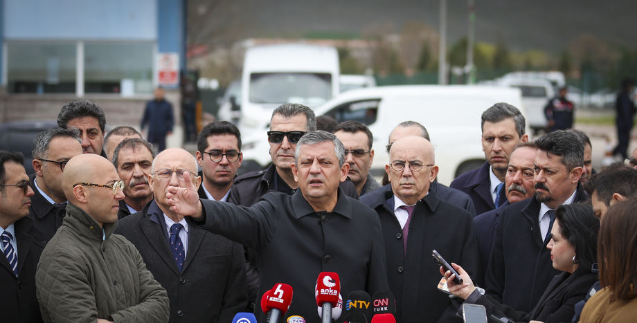 CHP Lideri Özgür Özel: “Erdoğan, Madem Akın Gürlek’i Susturdun, Turpun Büyüğü Olarak Sen Cevapla”
