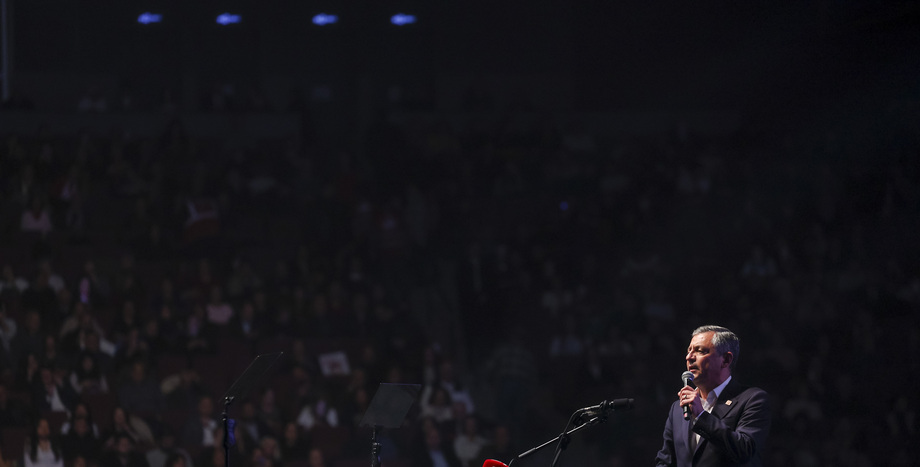 CHP Lideri Özgür Özel: “Susanlara Soruyorum: Sözünüzü, Sazınızı Duvara Mı Asacaksınız”