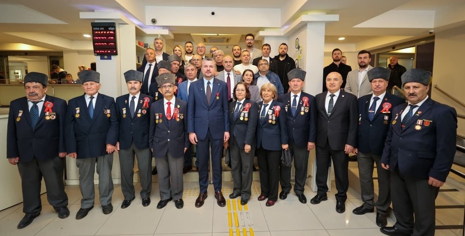 Çanakkale Zaferi’nin 111. Yılında Buca’da Duygulandıran Hediye