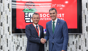Özgür Özel,Pedro Sánchez,Socialist International,Progressive Movement,Global Solidarity,Middle East Peace,International Law,Restraint,Diplomatic Negotiations,Multilateralism,Iran-Israel Conflict,Gaza War,Economic Retaliation Response,Regional Stability