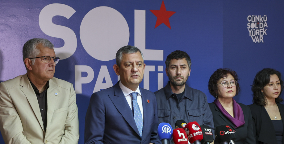 Cumhuriyet Halk Partisi Genel Başkanı Özgür Özel: “Anayasasızlaştırma Sürecine İtiraz Ediyoruz”