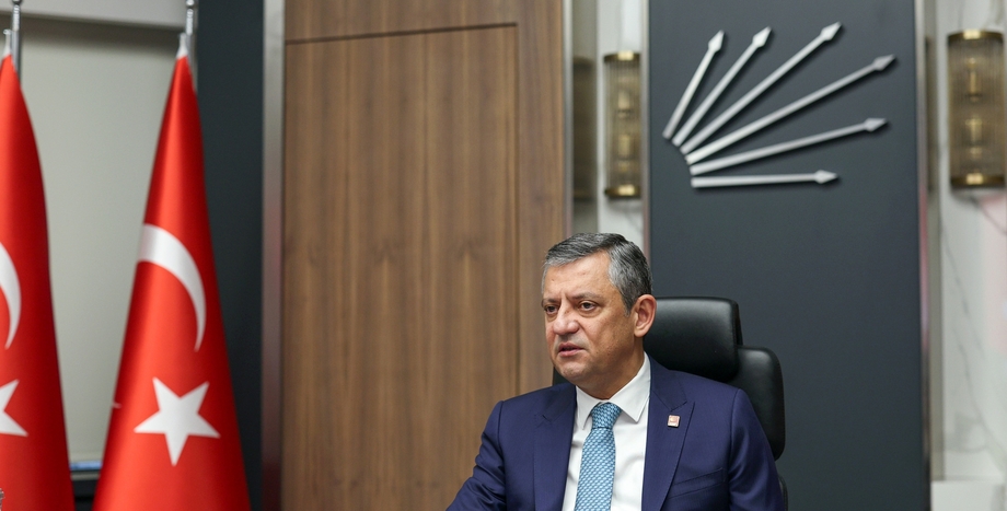 CHP Genel Başkanı Özgür Özel: "Türkiye'nin En Acil Gündemlerinden Biri Artık Okul Güvenliği Olmalıdır"