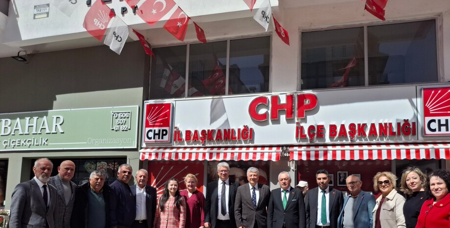 Sayın Mustafa Balbay, CHP Afyonkarahisar İl Başkanlığına ziyarette bulundu.