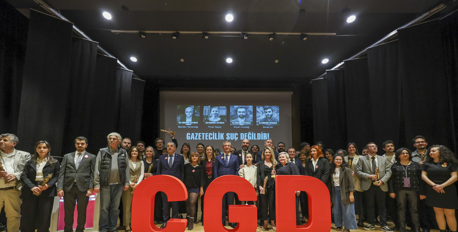 Cumhuriyet Halk Partisi Genel Başkanı Özgür Özel: “Gazetecilik Suç Değildir”