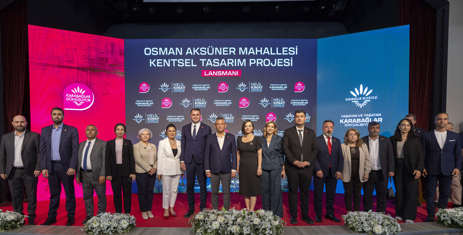 CHP Lideri Özgür Özel: “İzmir’de Siyasete Alet Edilmeye Çalışılan Konut Sorunu Çözülüyor, Kooperatifler İlerliyor”
