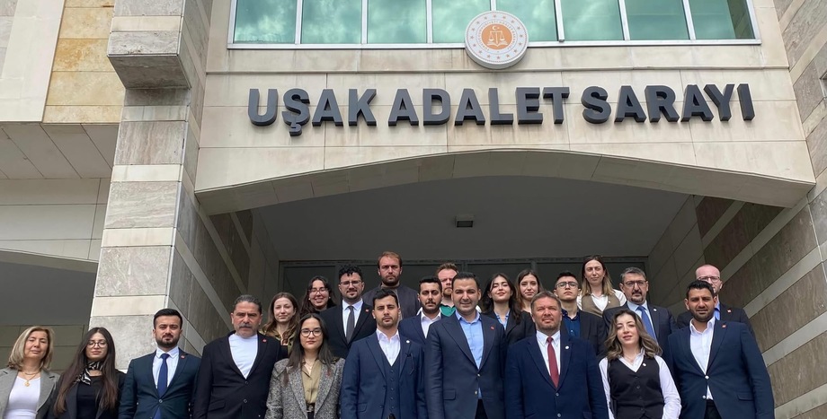 Cem Aydın, Uşak Barosu Gençlik Meclisi ile Bir Araya Geldi