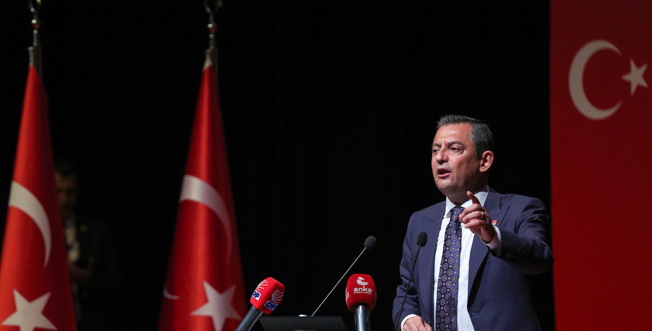 CHP Lideri Özgür Özel'den Cumhurbaşkanı Erdoğan'a Sumud Filosu Tepkisi: “O Masadan Kalkın”