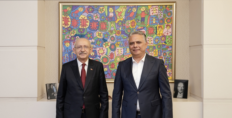 CHP Genel Başkanı Kemal Kılıçdaroğlu,  Muratpaşa Belediye Başkanı Ümit Uysal'ı Kabul Etti