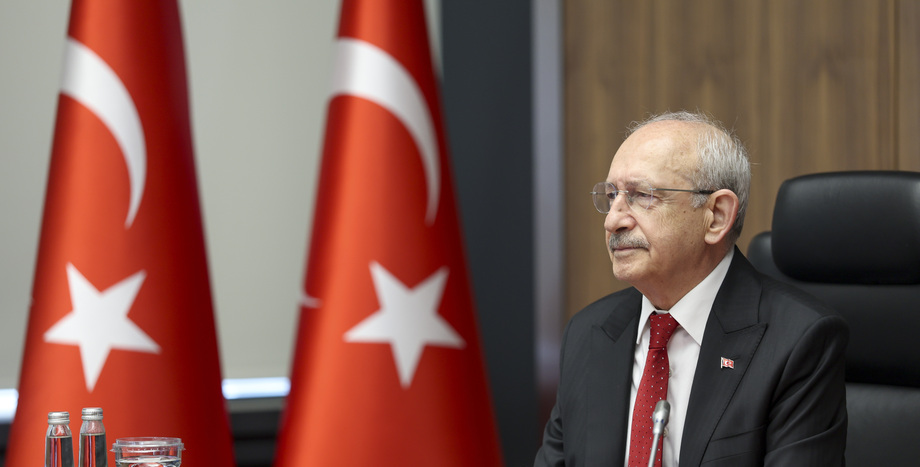 CHP Genel Başkanı Kemal Kılıçdaroğlu: "Srebrenitsa Soykırımı’nda Yaşamını Yitirenleri Saygı, Rahmet ve Hüzünle Anıyoruz"