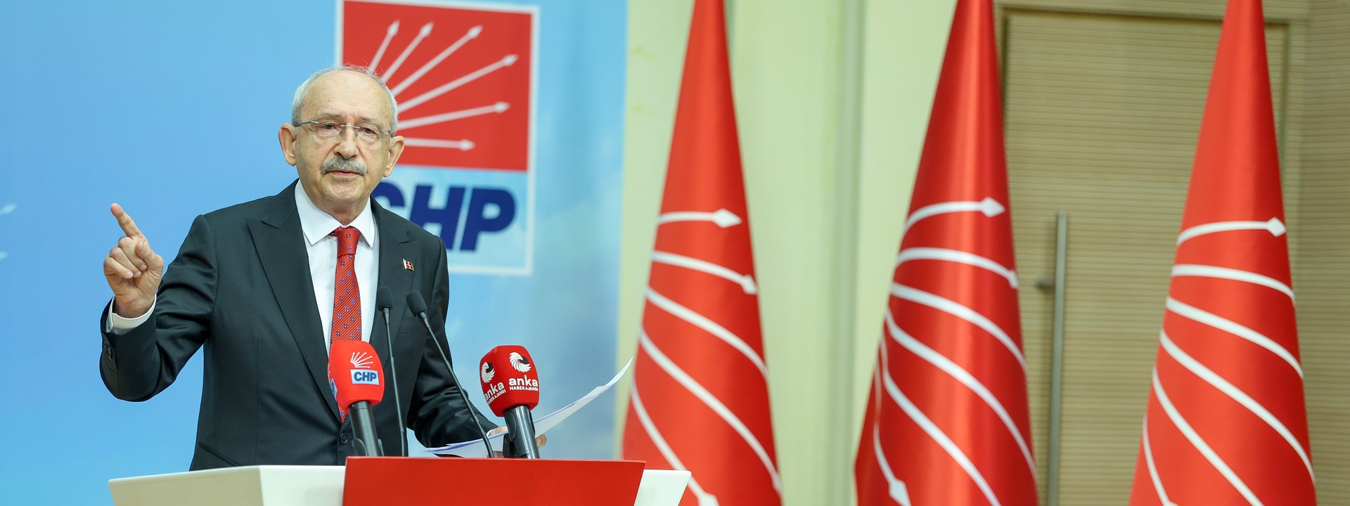 Kemal Kılıçdaroğlu,CHP,Cumhuriyet Halk Partisi,Basın Toplantısı,Çerçeve Yasa,Terörsüz Türkiye,TBMM Çözüm Süreci,Kürt Sorunu ,Üniter Devlet,Eşit Yurttaşlık,1989 SHP Raporu,1989 Doğu ve Güneydoğu Anadolu Sorunu Raporu,CHP Arşivleri,Silahsızlanma,Demokrasi ve Hukuk ,Kırmızı Çizgi,Dış Politika,Cumhuriyetin İkinci Yüzyılı,Cumhuriyeti Demokrasiyle Taçlandırmak ,Kurucu Parti CHP