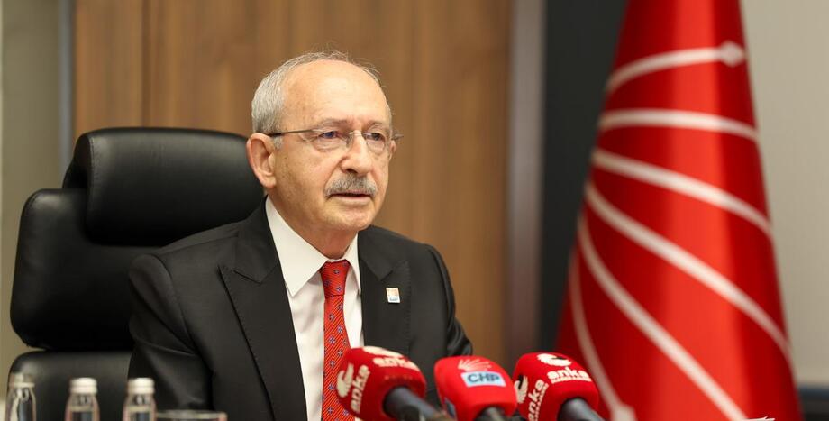 Kemal Kılıçdaroğlu borsa açıklaması,CHP Ekonomi Masası borsa krizi toplantısı,Mehmet Şimşek borsa manipülasyonu,yedili borsa çetesi,borsa mağdurları,Kılıçdaroğlu'ndan Şimşek ve Erdoğan'a 7 borsa sorusu