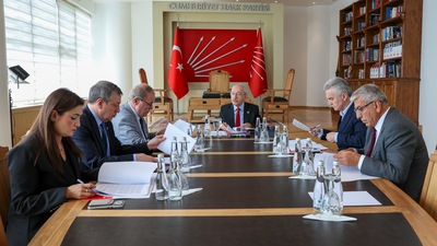 CHP Ekonomi Masası,Borsa,Olağanüstü fiyat hareketleri,hızlı fon büyümeleri,ekonomik tehlike,Kemal Kılıçdaroğlu