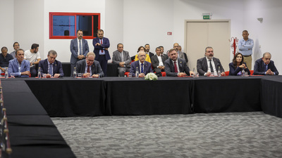 Kemal Kılıçdaroğlu İzmir ESBAŞ ziyareti,CHP lideri Ege Serbest Bölge buluşması,Kılıçdaroğlu Milli Bilinç ve Güçlü Türkiye Buluşması,Utku Gümrükçü Faruk Güler ESBAŞ,Kılıçdaroğlu İzmir ziyareti