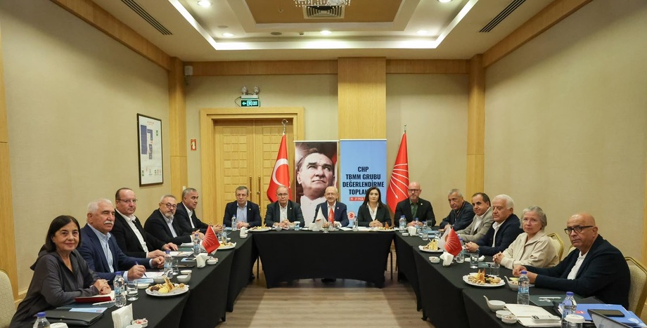 CHP Genel Başkanı Kemal Kılıçdaroğlu, Grup Yönetim Kurulu Toplantısına Başkanlık Etti
