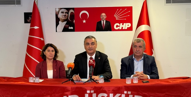 Müslim Sarı Üsküdar seçimi açıklaması,CHP Üsküdar belediye başkan vekilliği oylaması,Müslim Sarı Özgür Çelik Üsküdar,CHP meclis üyeleri AKP geçişi öz eleştiri,Müslim Sarı Üsküdar 2029 hedefi